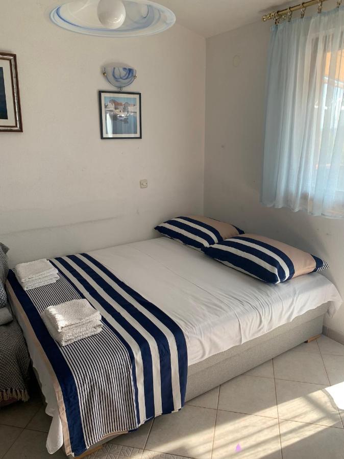 One Bedroom Apartment With Terrace And Seaview - B Sevid Extérieur photo
